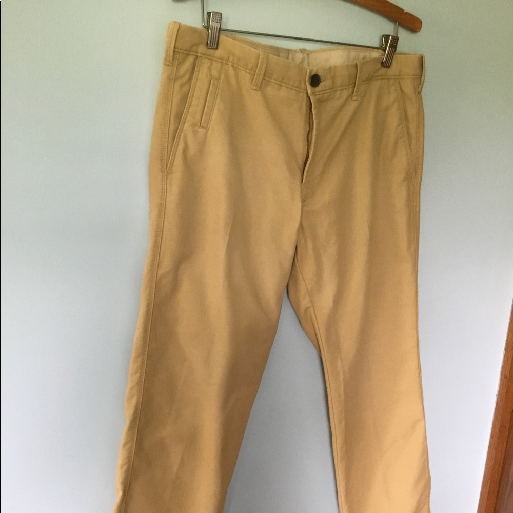 Haggar men’s Khakis jeans 34x32